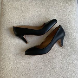 Woman by Common Projects Low Heel Pumps